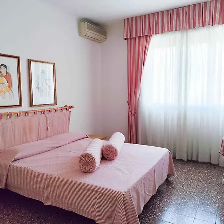Appartamento In 51145 *